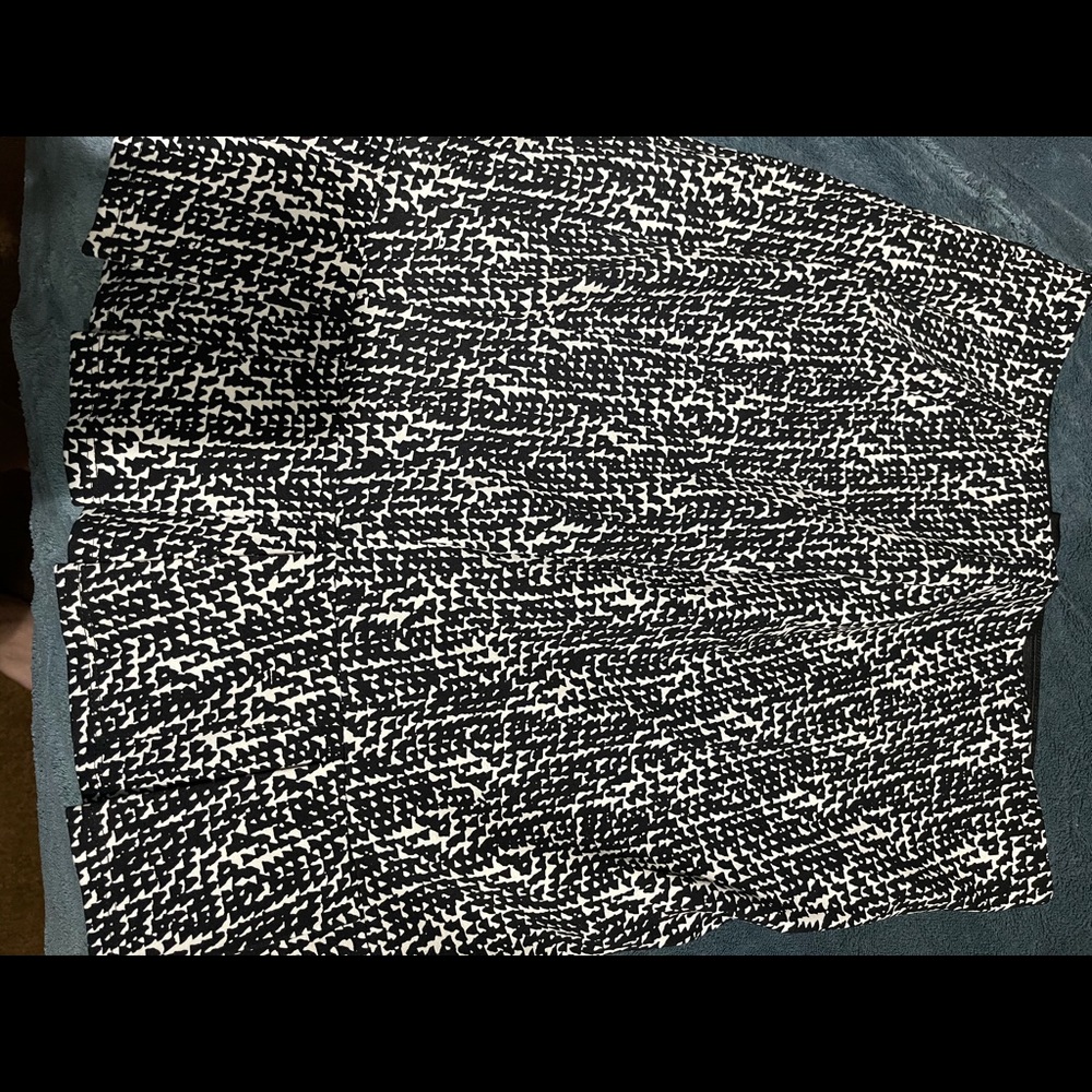 Ann Taylor super cute skirt